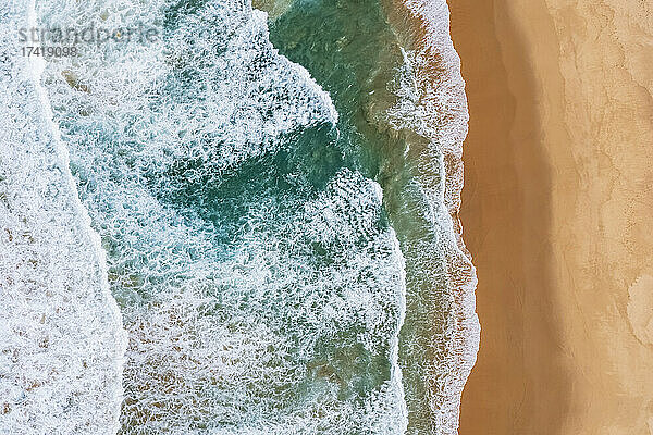 Luftaufnahme des Randes von Haywards Beach