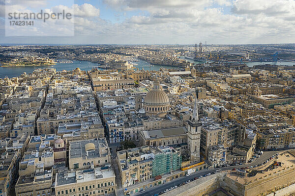 Malta  südöstliche Region  Valletta  Luftaufnahme der Saint Johns Co-Cathedral und der umliegenden Altstadtgebäude