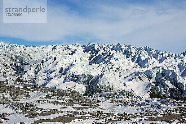 Spalten und Eisfront eines Gletschers  Russell Gletscher  Kangerlussuaq  Grönland  Dänemark  Nordamerika