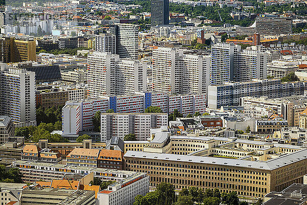 Deutschland  Berlin  Innenstadt mit Wohnungen im Zentrum