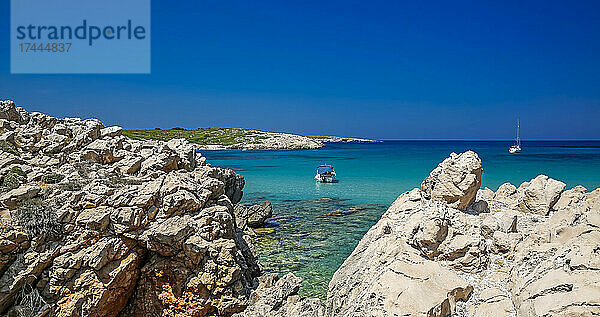 Spanien  Balearen  Menorca  Son Parc  Bucht Platja Arenal den Castell im Sommer