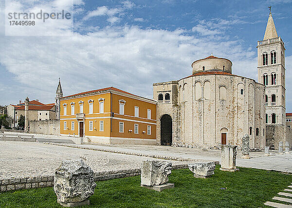 Römische Ruinen in der kroatischen Stadt Zadar