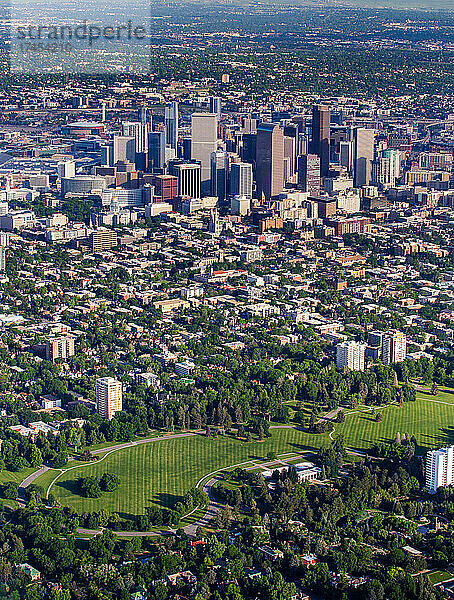 Frühling in Denver  CO – Stadtansichten aus der Luft