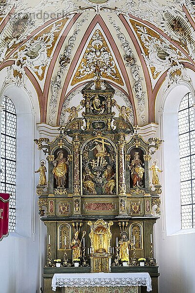 Hauptaltar  Wallfahrtskirche Unserer lieben Frau vom Berge Karmel in Mussenhausen  Schwaben  Allgäu  Bayern  Deutschland  Europa