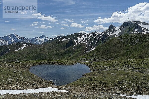 Herzsee in Zanders  Bergsee  Stierberg  Tiroler Oberland  Tirol  Österreich  Europa