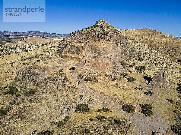 Luftaufnahme der archäologischen Stätte La Quemada  auch bekannt als Chicomoztoc  Zacatecas  Mexiko  Mittelamerika