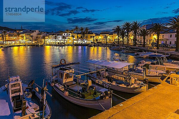 Port de Fornells  Abendstimmung  Fornells  Menorca  Balearen  Spanien  Europa