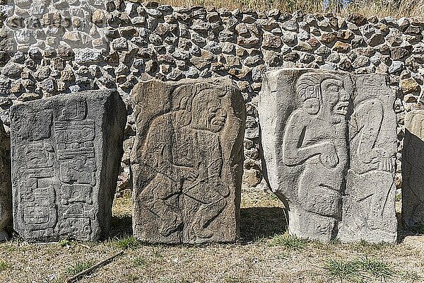 Steinmetzarbeiten  Unesco-Weltkulturerbe Monte Alban  Oaxaca  Mexiko  Mittelamerika