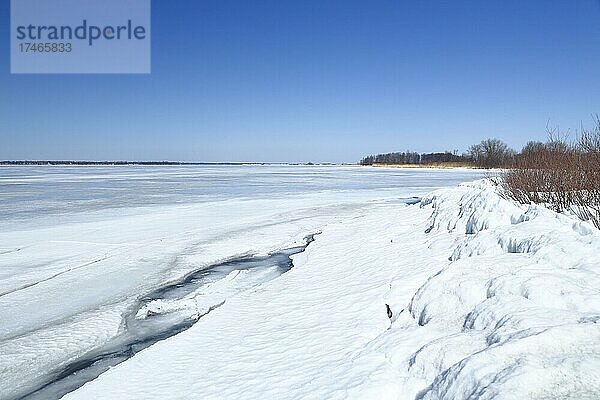 Insellandschaft im Winter  Provinz Quebec  Kanada  Nordamerika