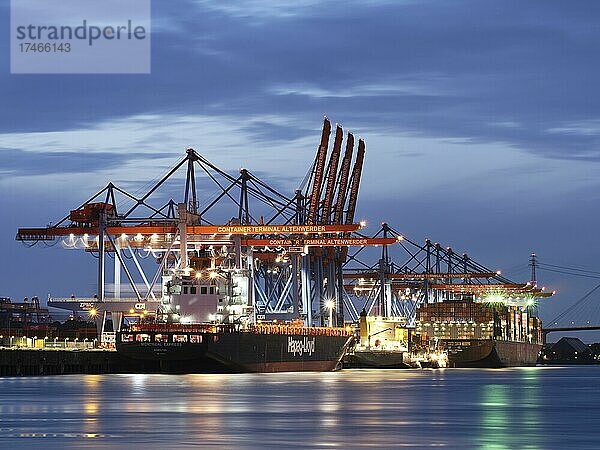 HHLA Containerterminal Altenwerder  Container-Terminal  Hafen Hamburg  Deutschland  Europa
