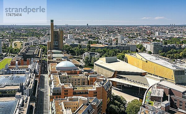 Blick vom Hochhaus am Potsdamer Platz in Richtung Staatsbibliothek und dem Bezirk Wilmersdorf  Berlin  Deutschland  Europa