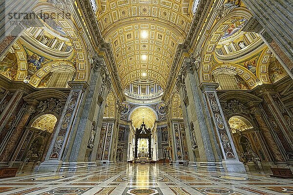 Innenraum  Petersdom  Basilica di San Pietro  Vatikan  Rom  Latium  Italien  Europa