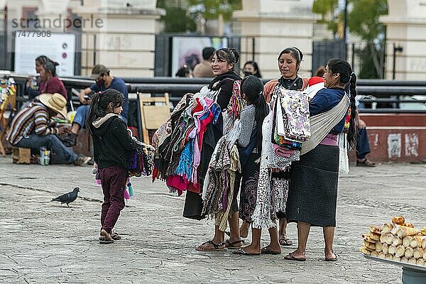 Tzotzil-Marktfrauen  San Christobal de la Casa  Chiapas  Mexiko  Mittelamerika