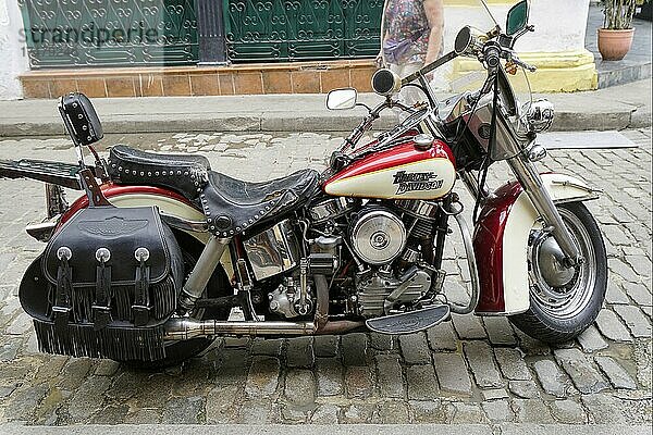 Harley Davidson  Motorrad  Baujahr ca. 1950  Havanna  Kuba  Mittelamerika