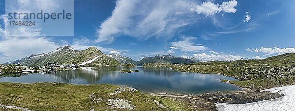 Landschaft mit Totensee am Grimselpass  Oberwald  Wallis  Schweiz  Europa