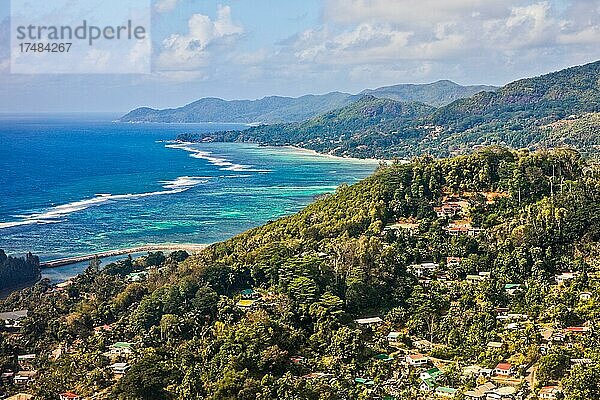 Anflug auf Mahe  Seychellen  Seychellen  Afrika