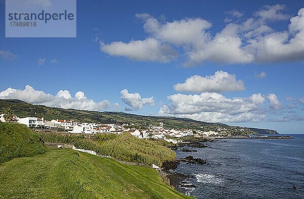 Drohnenaufnahme  Vila Franca do Campo  Insel Sao Miguel  Azoren  Portugal  Europa