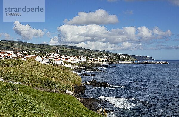 Drohnenaufnahme  Vila Franca do Campo  Insel Sao Miguel  Azoren  Portugal  Europa