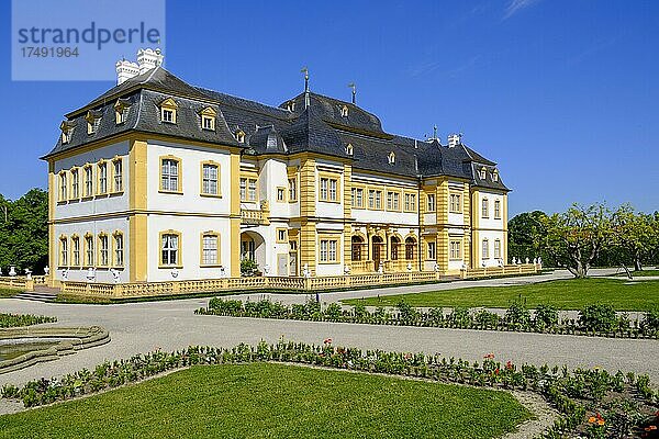 Schloss Veitshöchheim  Veitshöchheim  Unterfranken  Bayern  Deutschland  Europa