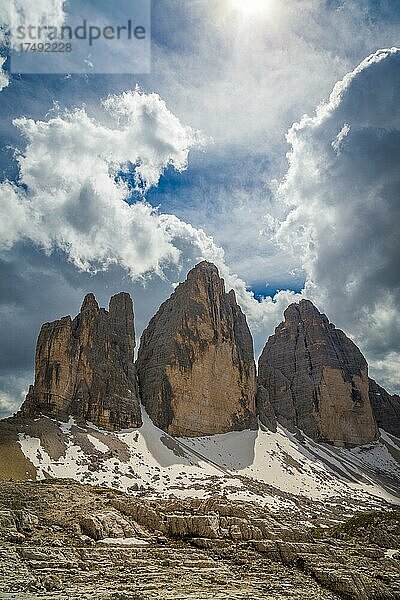 Gebirgsstock Drei Zinnen  Sextener Dolomiten  Südtirol  Italien  Europa