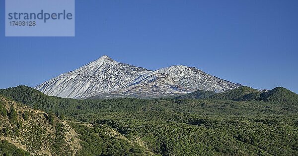 Schneebedeckter Teide  El Tanque  Teneriffa  Spanien  Europa