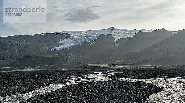 Fluss vor Gletscher Vatnajökull Gletscher  Vatnajökull-Nationalpark  Bílastæði  Austurland  Island  Europa