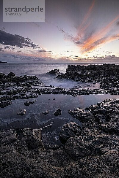 Sonnenuntergang am Playa del Verodal  Lavaküste  El Hierro  Kanarische Inseln  Spanien  Europa