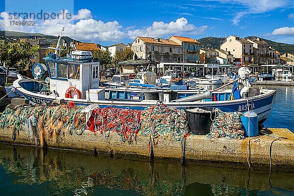 Fischerei- und Yachthafen von Macinaggio  Cap Corse  Korsika  Macinaggio  Korsika  Frankreich  Europa