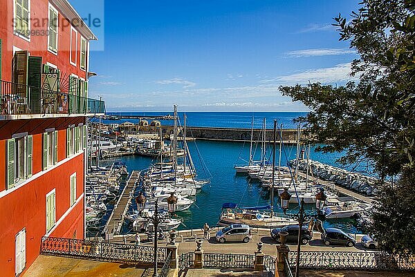 Blick auf Yachthafen  Bastia  Korsika  Bastia  Korsika  Frankreich  Europa