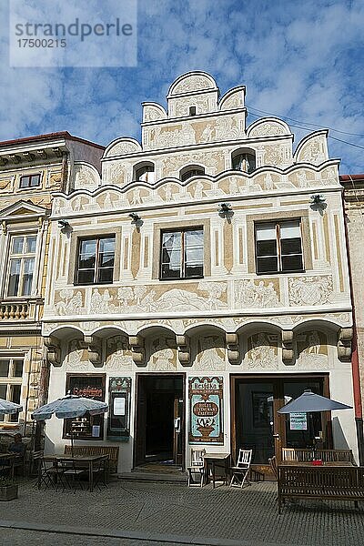 Renaissancehaus mit Sgraffiti  historische Altstadt  Slavonice  Zlabings  Böhmisch-Mährische Höhe  Ceská Kanada  Tschechien  Europa