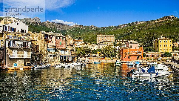 Charmantes Fischerdorf Erbalunga  Cap Corse  Korsika  Erbalunga  Korsika  Frankreich  Europa