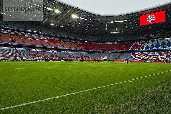 Übersicht Allianz Arena unter Pandemiebedingungen  Geisterspiel  Corona-Krise  München  Bayern  Deutschland  Europa