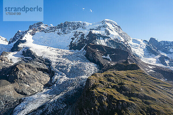 Grat des Gornergletschers in den Walliser Alpen