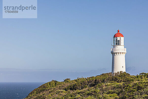 Australien  Victoria  Cape Schanck  Leuchtturm von Cape Schanck vor strahlend blauem Himmel