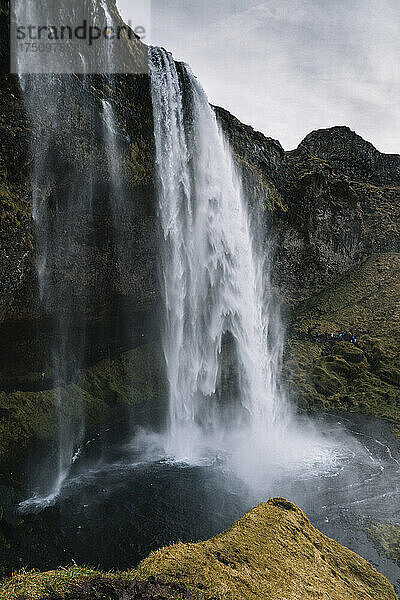 Island  Wasserfall Seljalandsfoss