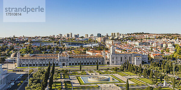 Portugal  Lissabon  Belem  Hieronymus-Kloster und Praca do Imperio