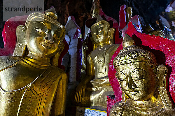 Myanmar  Shan State  Pindaya  Golden Buddha statues inside Pindaya Caves