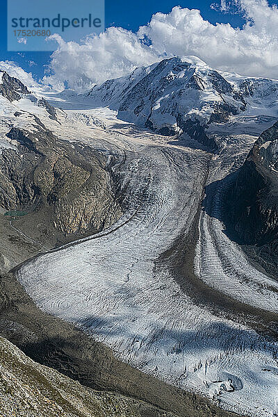 Berge und Gletscher auf den Walliser Alpen  Gornergrat  Zermatt  Wallis  Schweiz  Europa