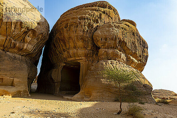 Felsengrab  Madain Saleh (Hegra) (Al Hijr)  UNESCO-Weltkulturerbe  Al Ula  Königreich Saudi-Arabien  Naher Osten