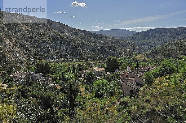 Häuser im Tal Rio de Aguas  Los Molinos  Andalusien  Spanien  Europa