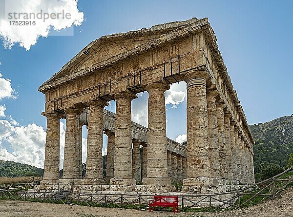 Tempel von Segesta  Sizilien  Italien  Europa