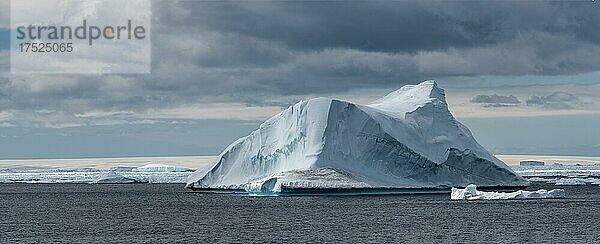 Eisberge  Antarktis  Antarktika