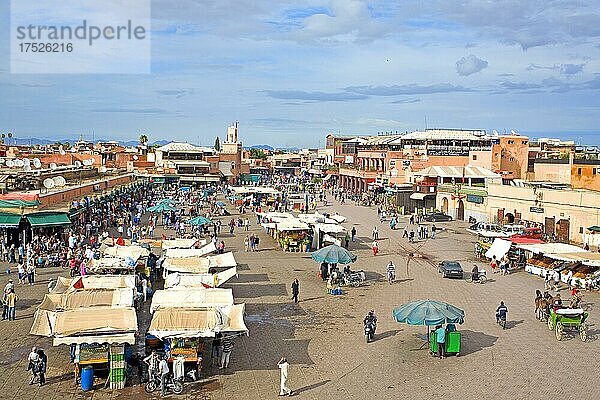 Stände auf dem Jemaa El-Fna  Marrakesch  Marrakesch  Marokko  Afrika