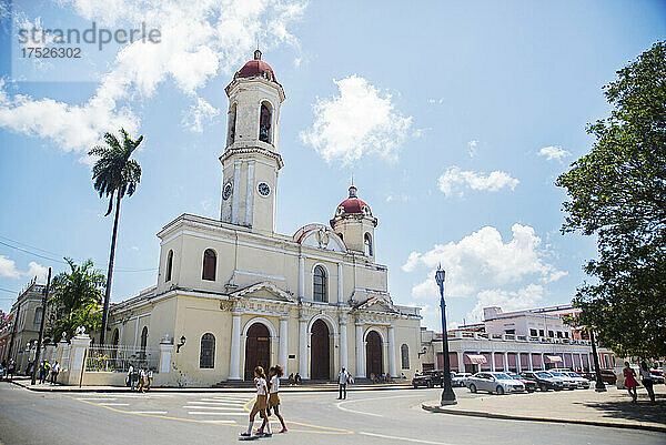 Catedral de la Purisima Concepcion  Plaza de Armas  Cienfuegos  UNESCO-Weltkulturerbe  Kuba  Westindische Inseln  Mittelamerika
