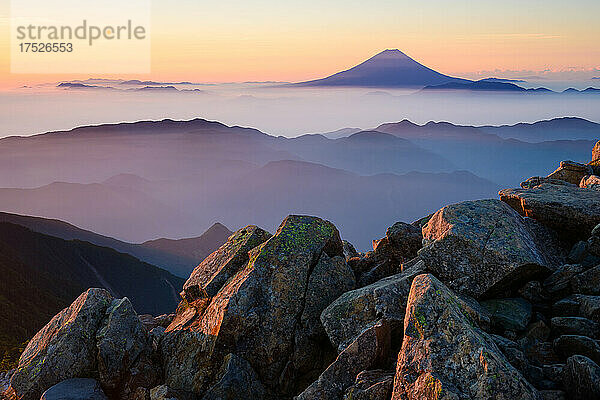 Berg Fuji im Morgengrauen