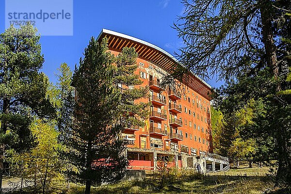 Ehemaliges Hotel Paradiso  lost place  Nationalpark Stilfser Joch  Martelltal  Südtirol  Italien  Europa
