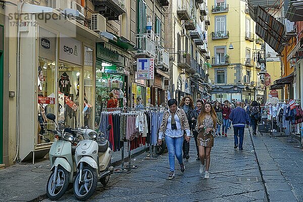 Wochenmarkt  La Pignasecca  Spanisches Viertel  Neapel  Italien  Europa