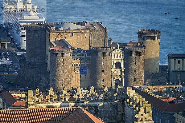 Castel Nuovo  Neapel  Italien  Europa