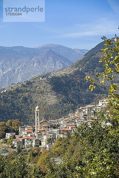 Herbst in den Ligurischen Alpen in der Nähe von Andagna  Ligurien  Italien  Europa