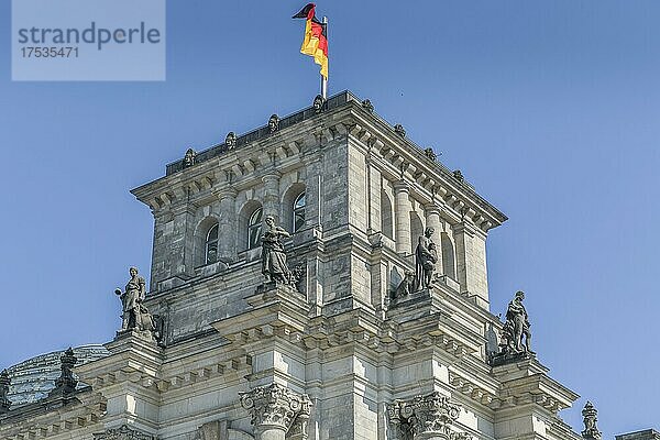 Reichstag  Tiergarten  Mitte  Berlin  Deutschland  Europa